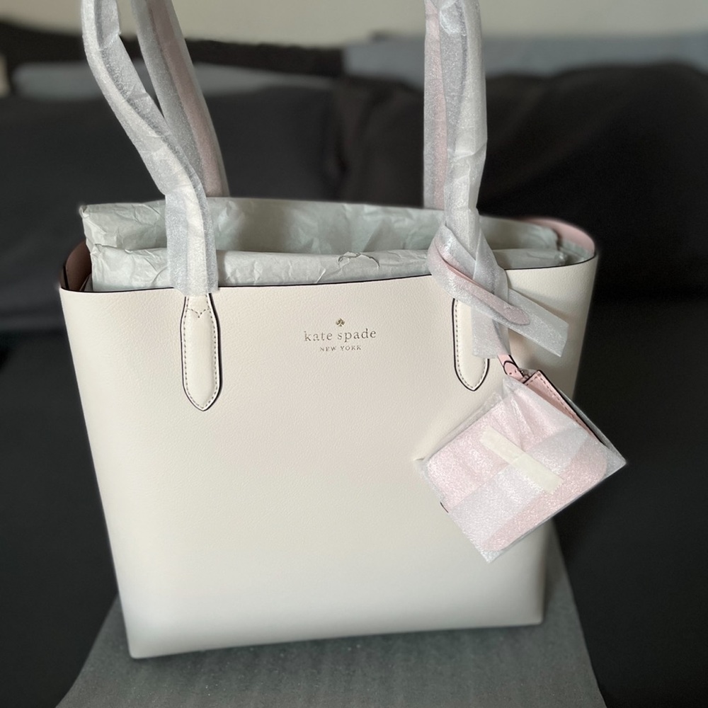 Brand new Kate Spade inside out purse